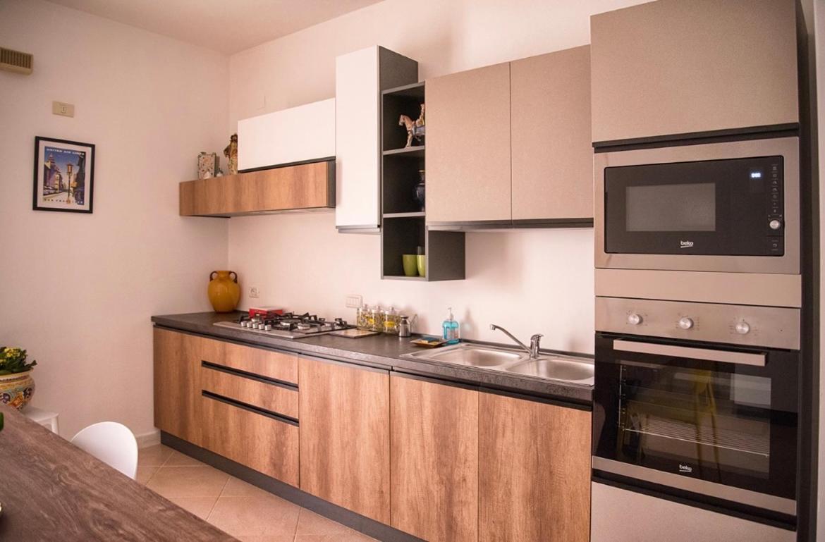 La Casa Del Viale Apartment Агридженто Екстериор снимка